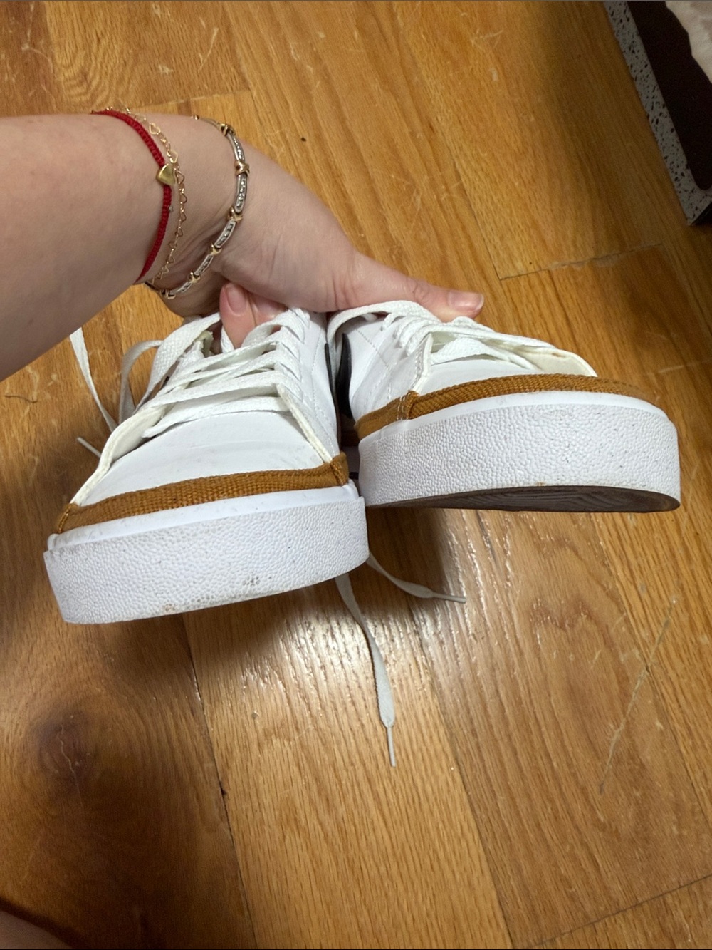 Nike Court White Low-Top Sneakers - Picture 9 of 11